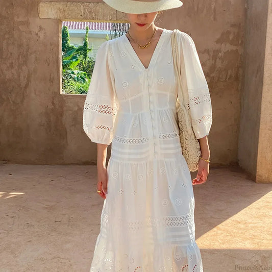 Cotton Floral V-neck Slim Summer Boho Dress off white / S bohodress-250126