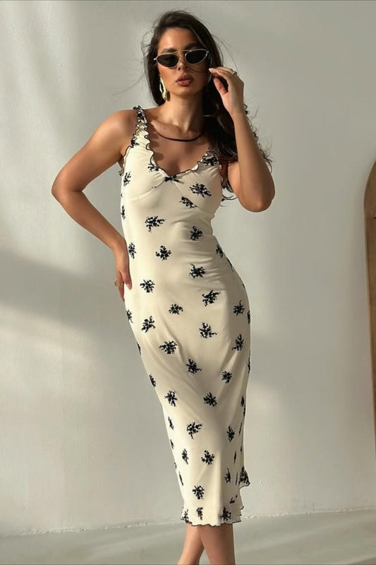 V-Neck Bow-Detail Spaghetti Strap Fitted Bodycon Maxi Dress