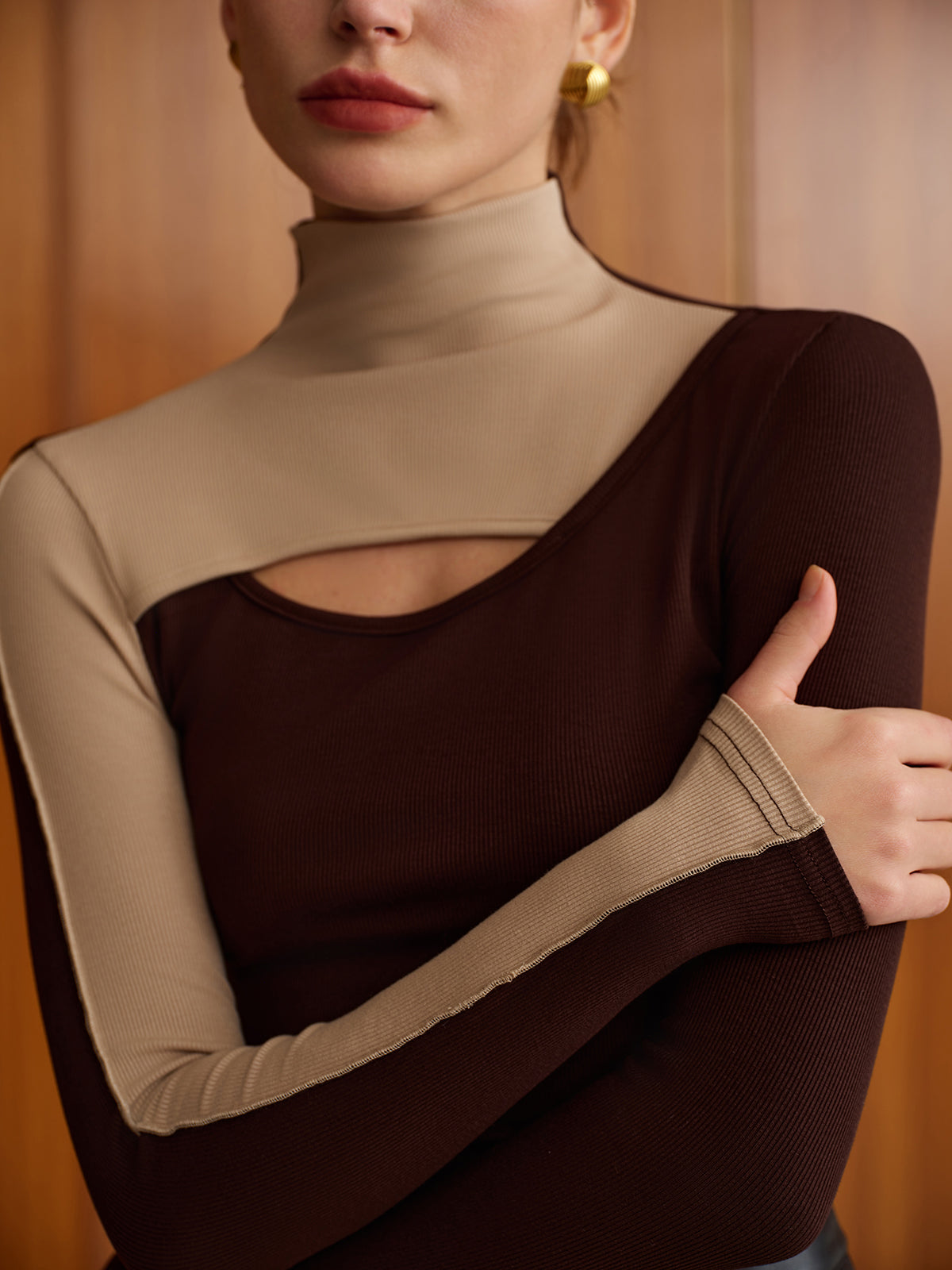 Cutout Color Block Top T Shirts