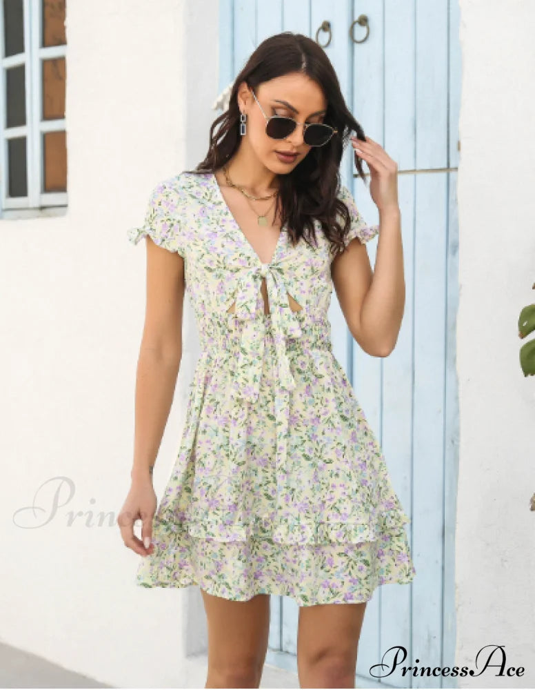 Bow Hollow Flowered With Skirt Design L / Light Blue