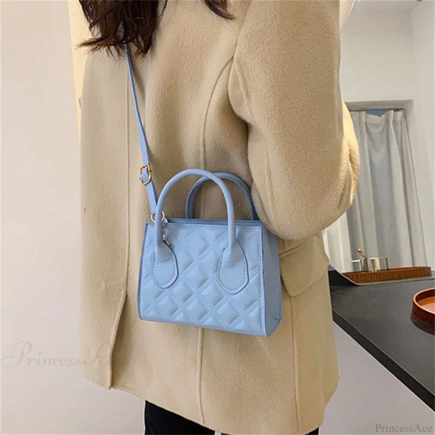 Fashion Retro PU Small Square Crossbody Handbag handbag-250126