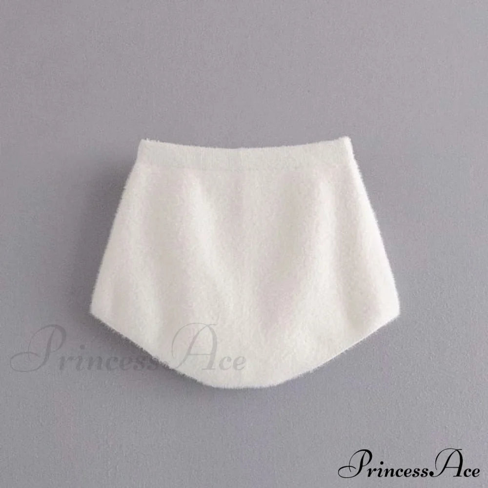 Kiara Three Stylish Piece Set