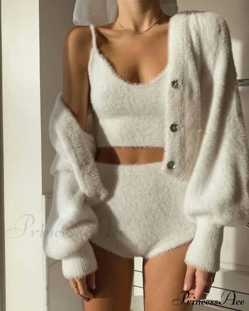 Kiara Three Stylish Piece Set