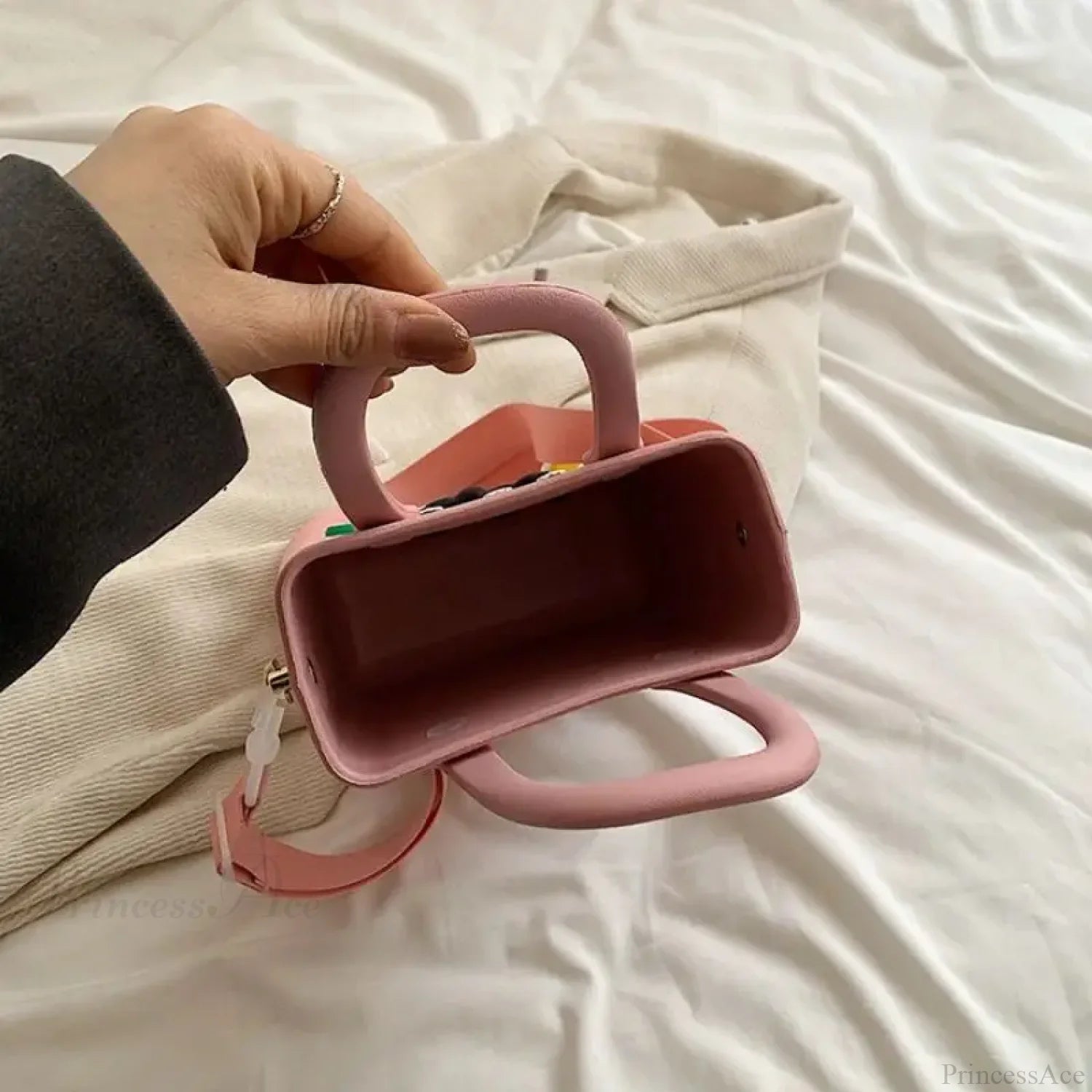 Lightweight Travel Beach Handbag Shoulder Bag for Women handbag-250126