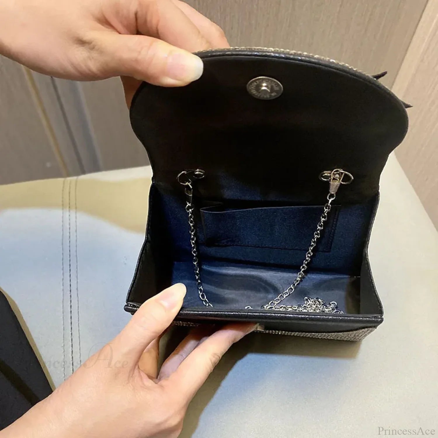 Luxury Bowknot Diamonds Metal Small Clutch Party Bag Black / about 18.5x13x6cm clutchbag-250126