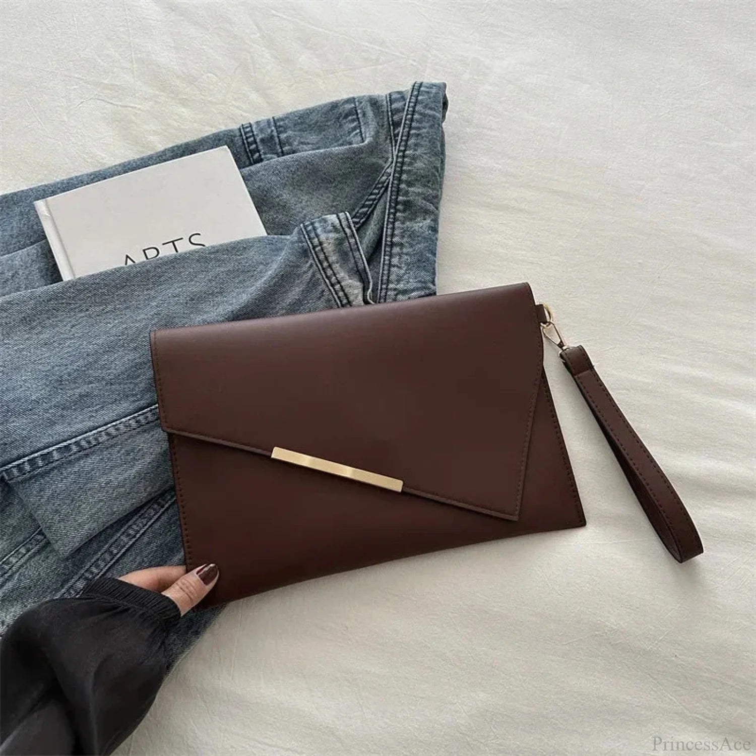 Luxury PU Leather Designer Wristlet (30cm / coffee clutch bag wristlet-250126