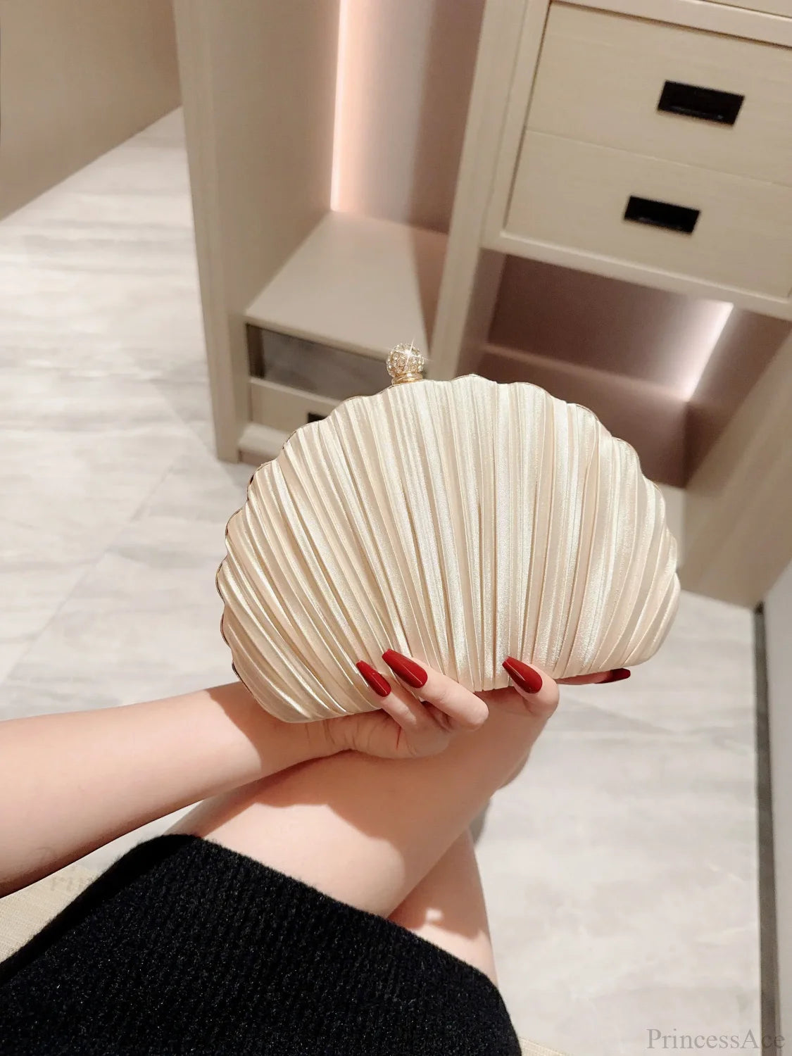New Shell Evening Bag Diamond Design Clutch Bag Beige / (20cm clutchbag-250126