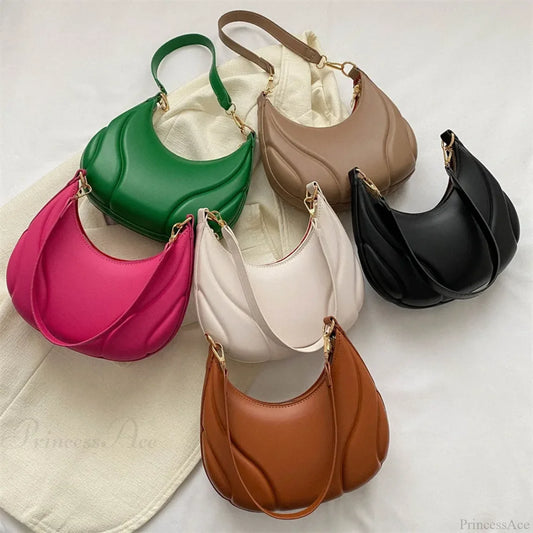 Retro Solid Color Saddle Leather Shoulder Bag shoulder-250126