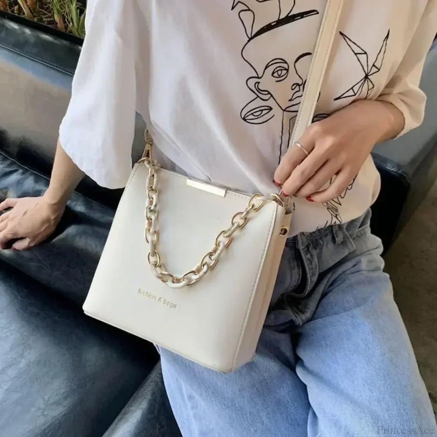Senior Leather Chain Bucket Shoulder Crossbody crossbody-250126