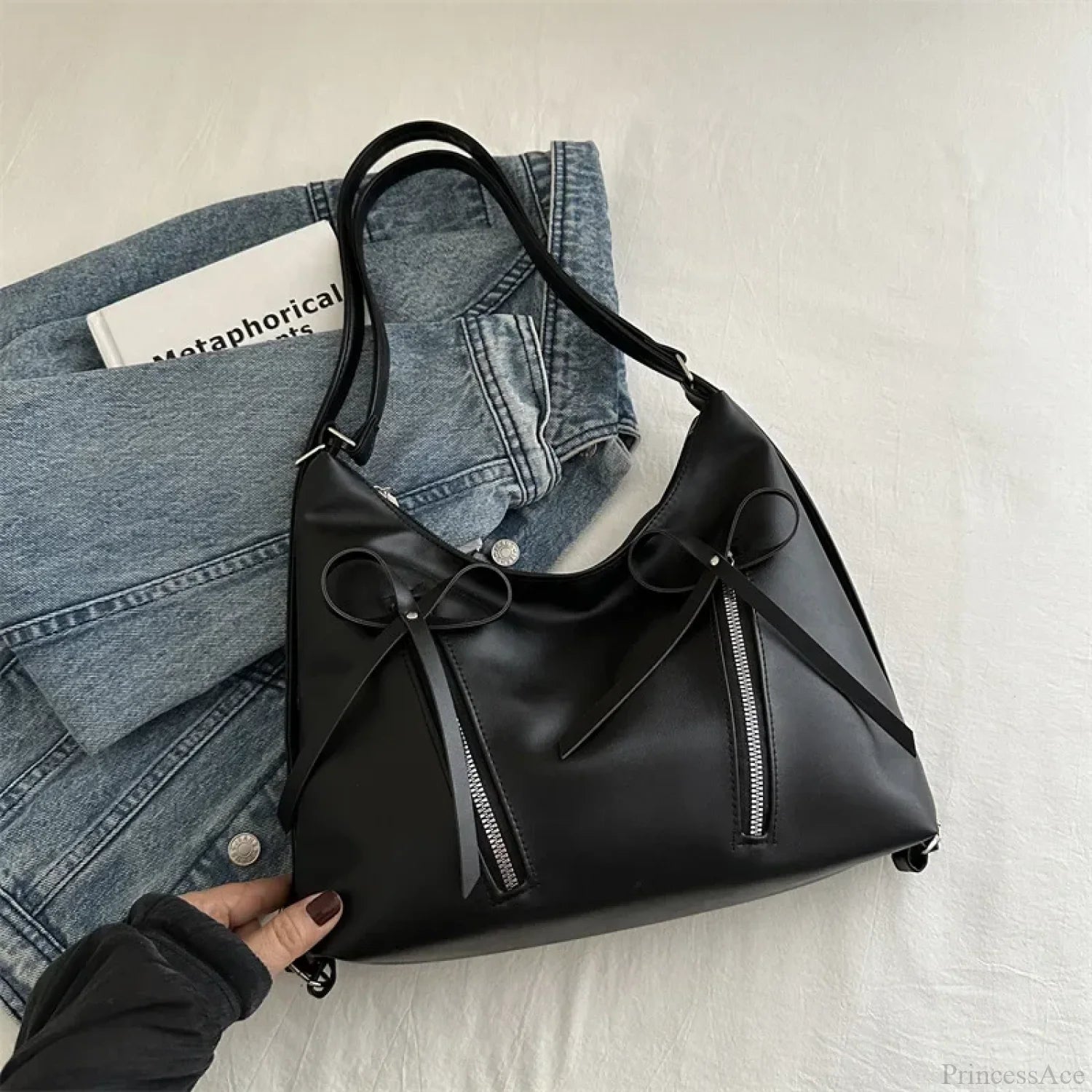 Silver Bow PU Leather Shoulder Bag Black shoulder-250126