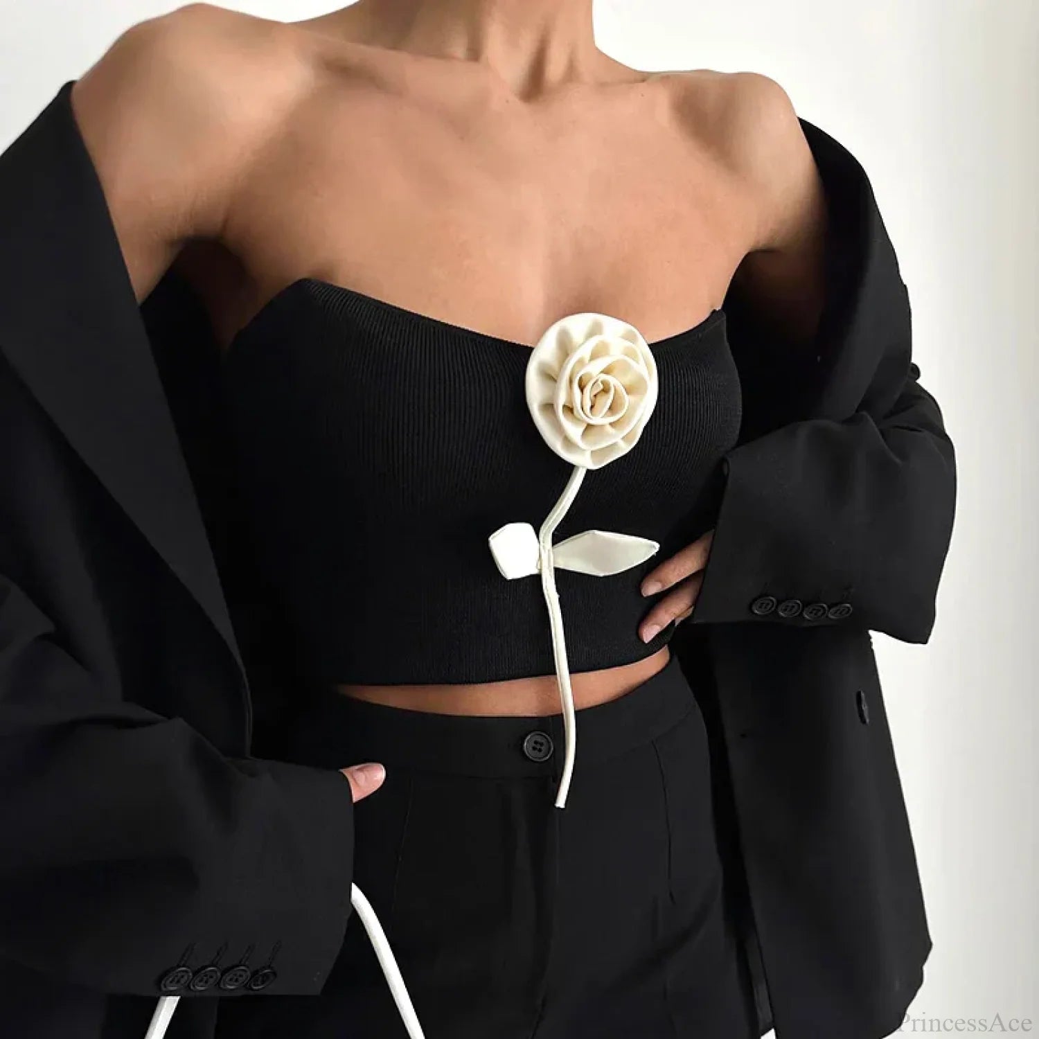 Solid Elegant Sleeveless Strapless Casual Flower Tube Crop Top croptop-250126