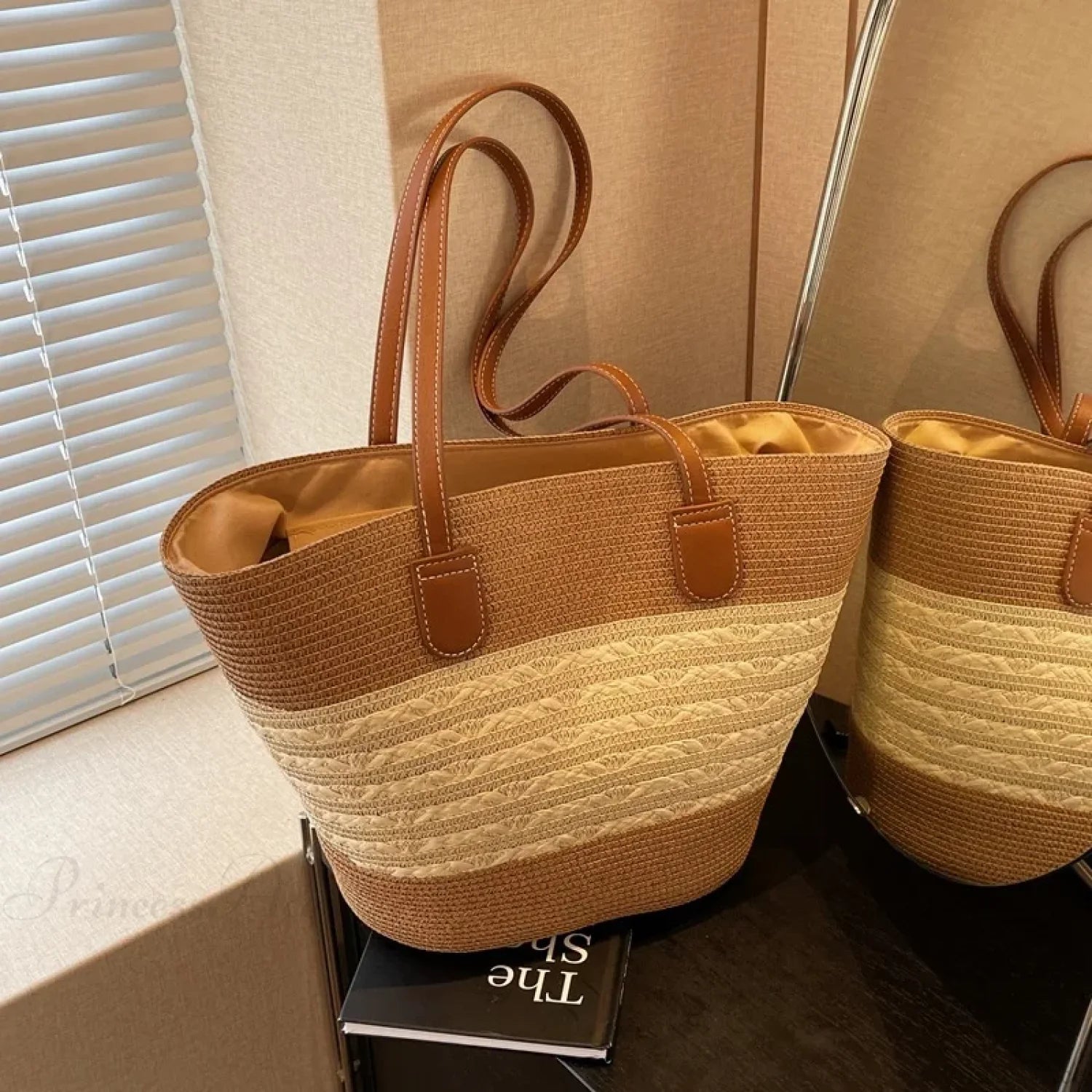 Summer Straw Bag Large Capacity Shoulder Bag Camel shoulder-250126