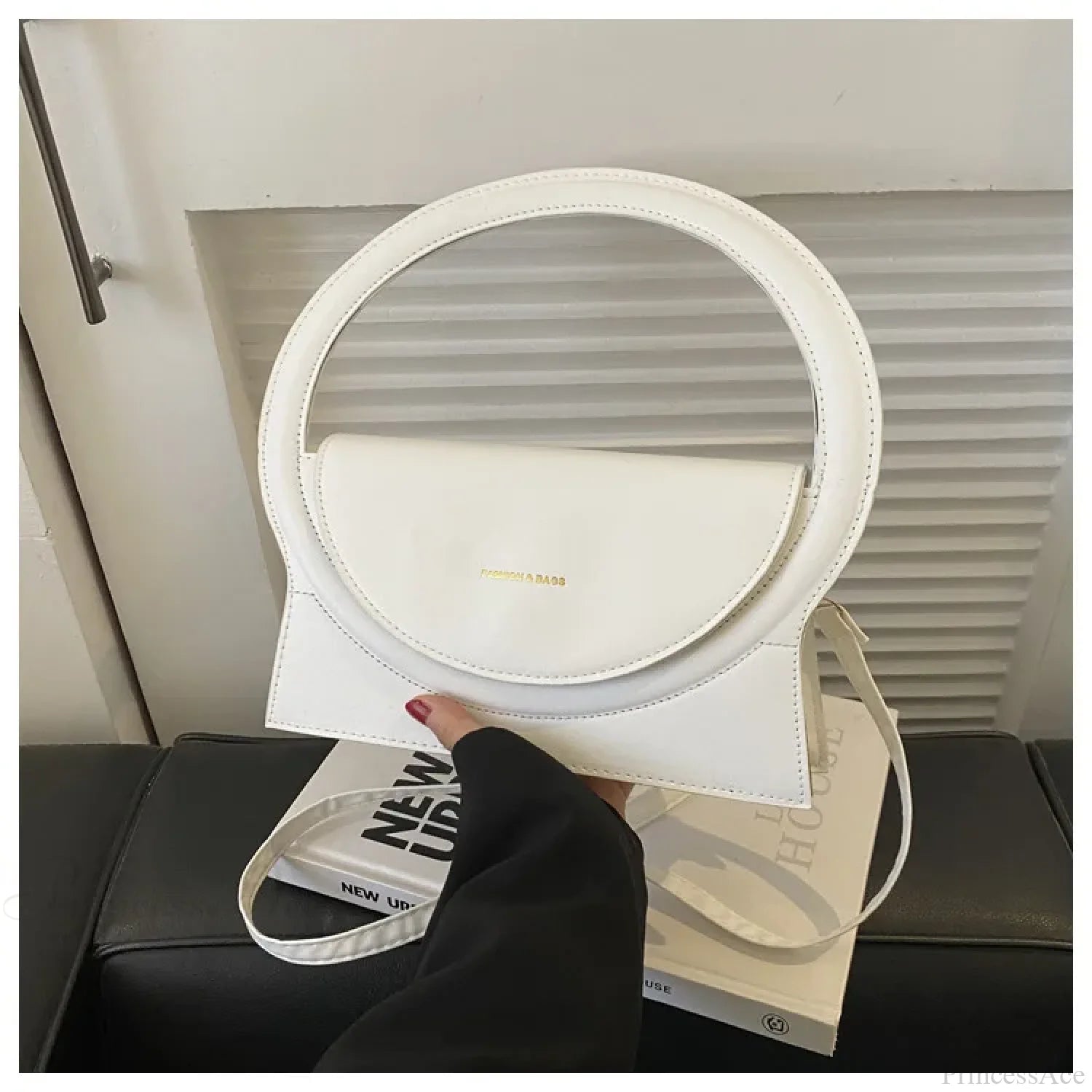 Top Brand Round Handle Luxury Leather Crossbody Handbag White handbag-250126