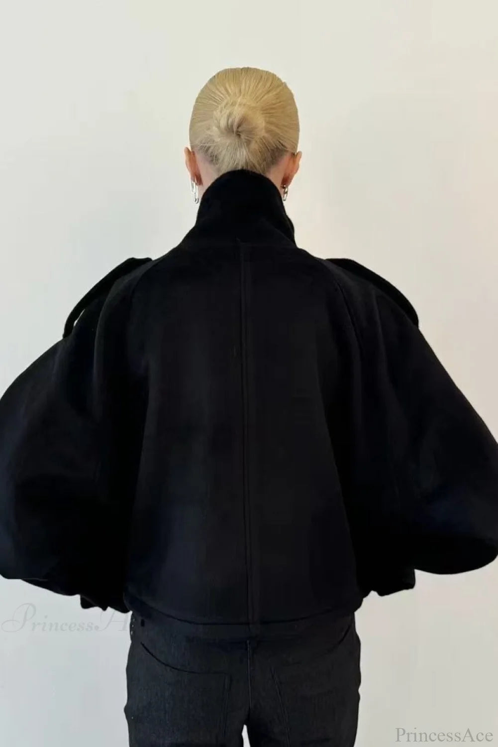 Vintage Stand Collar Buttoned Short Wool Coat